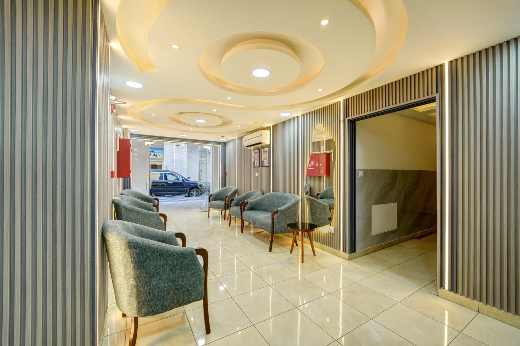 Down Town Hotel Акаба Екстериор снимка