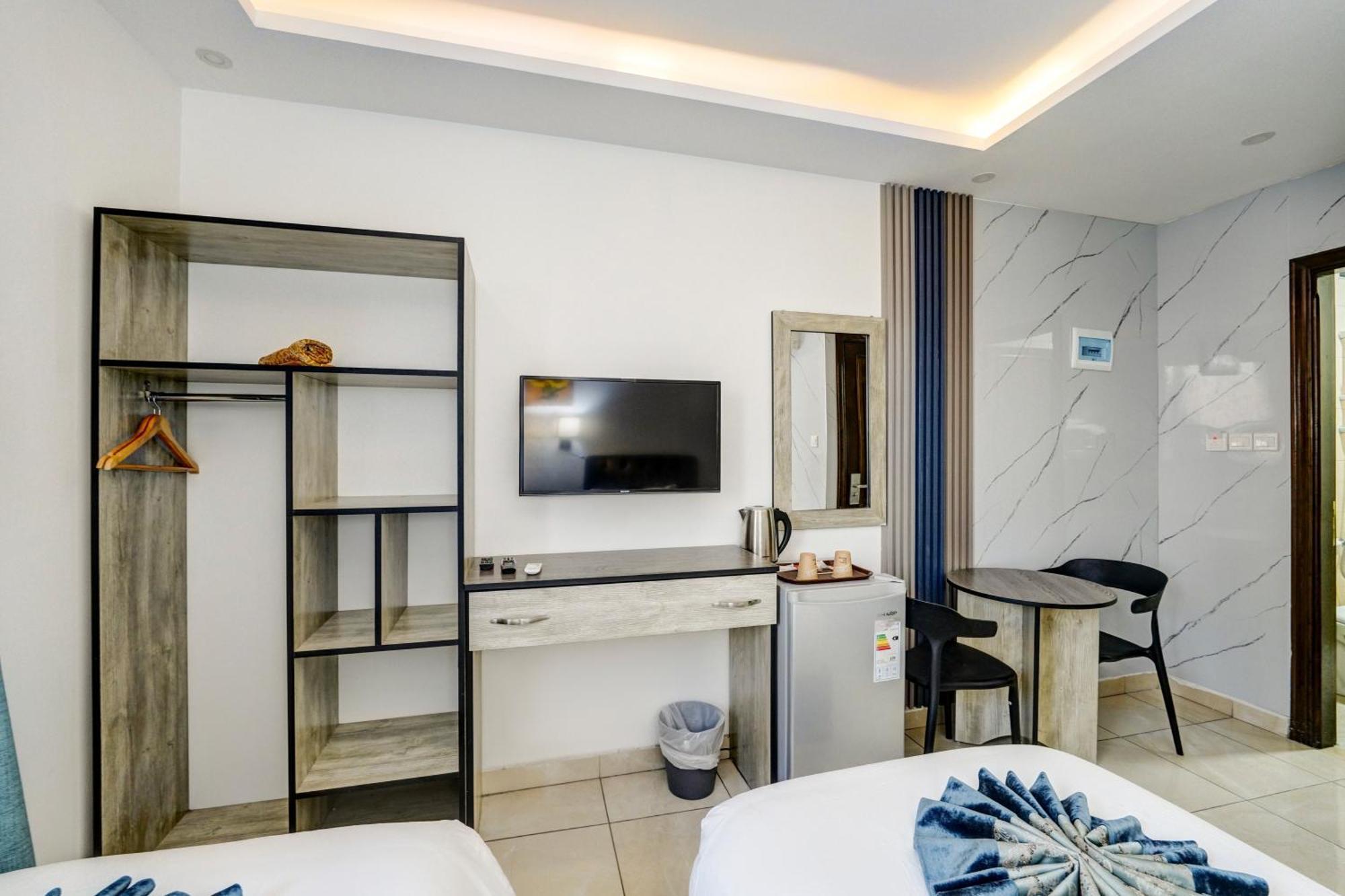 Down Town Hotel Акаба Екстериор снимка