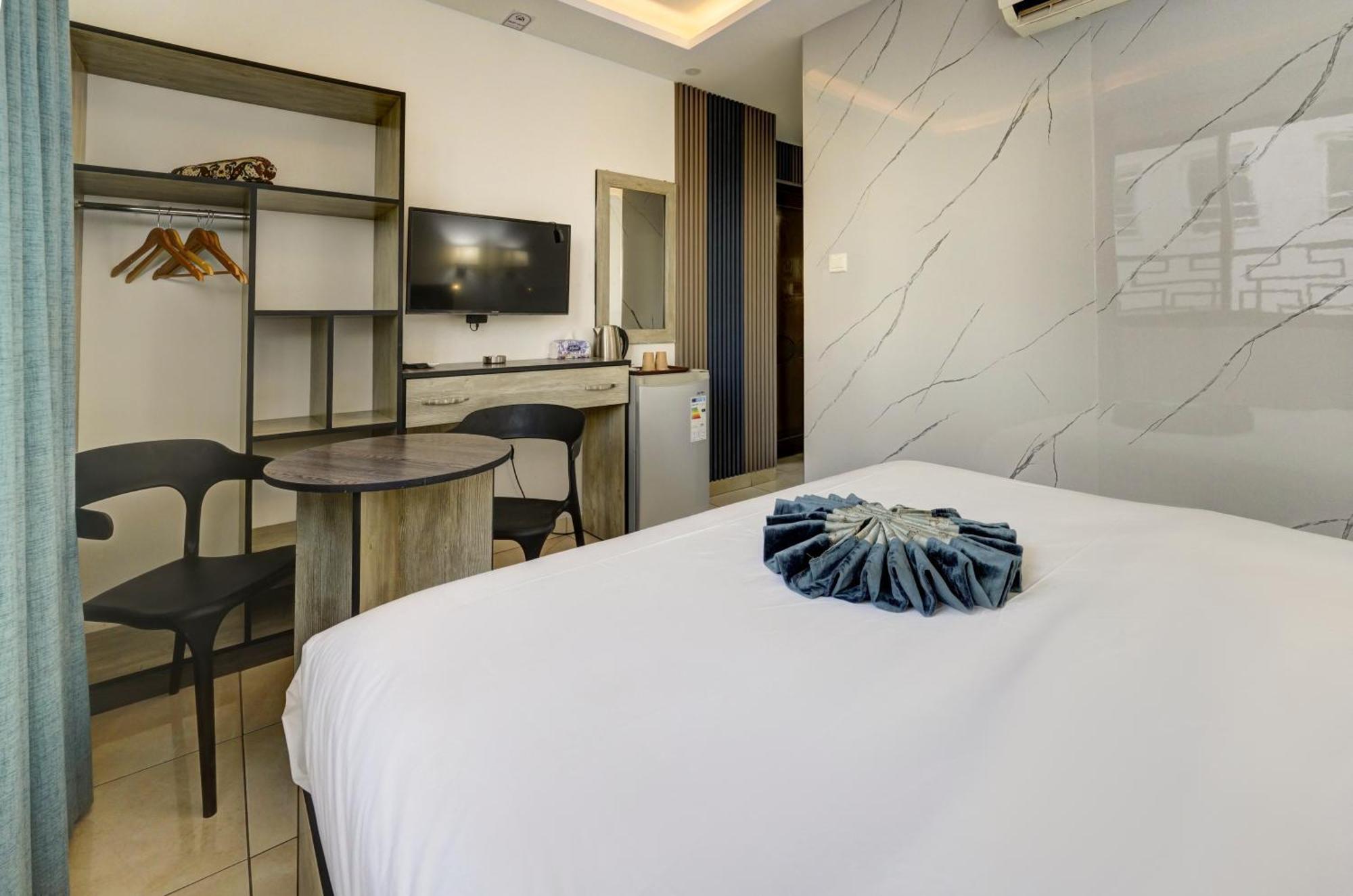 Down Town Hotel Акаба Екстериор снимка