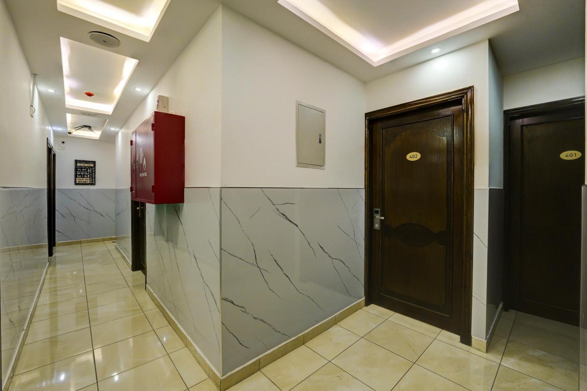 Down Town Hotel Акаба Екстериор снимка